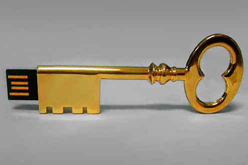 Ювелирная подарочная USB-флешка в виде золотого ключа